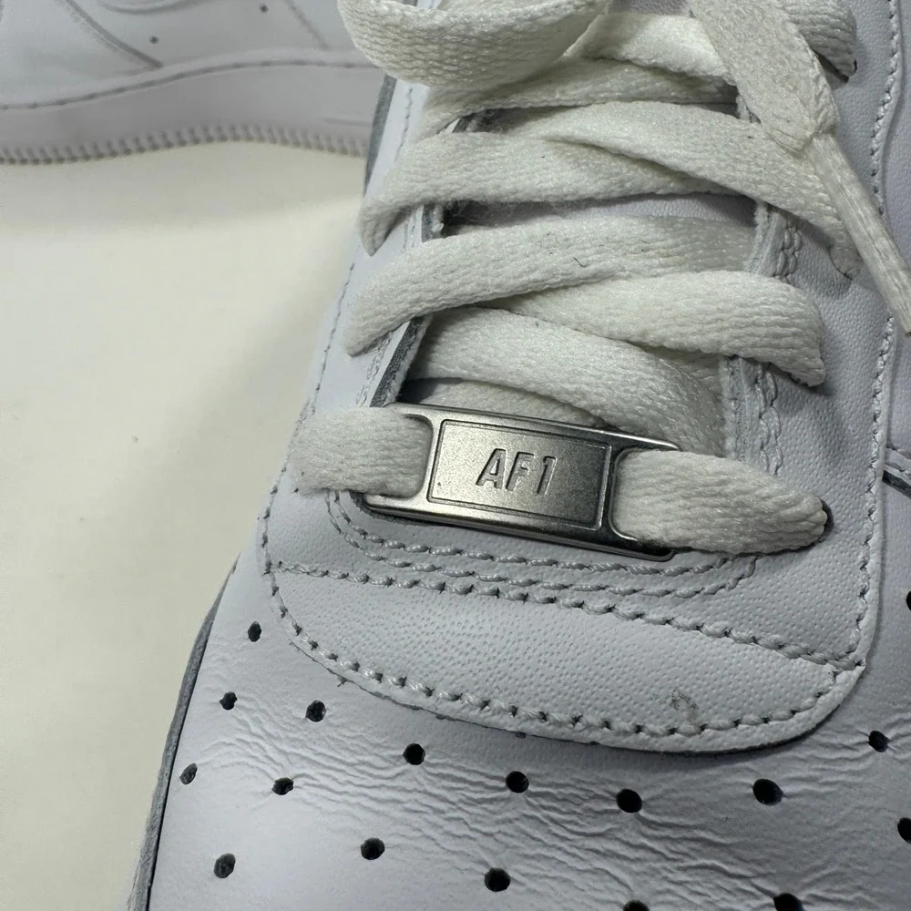 Nike Air Force 1‎ Low Men's White Leather Sneakers Size 11